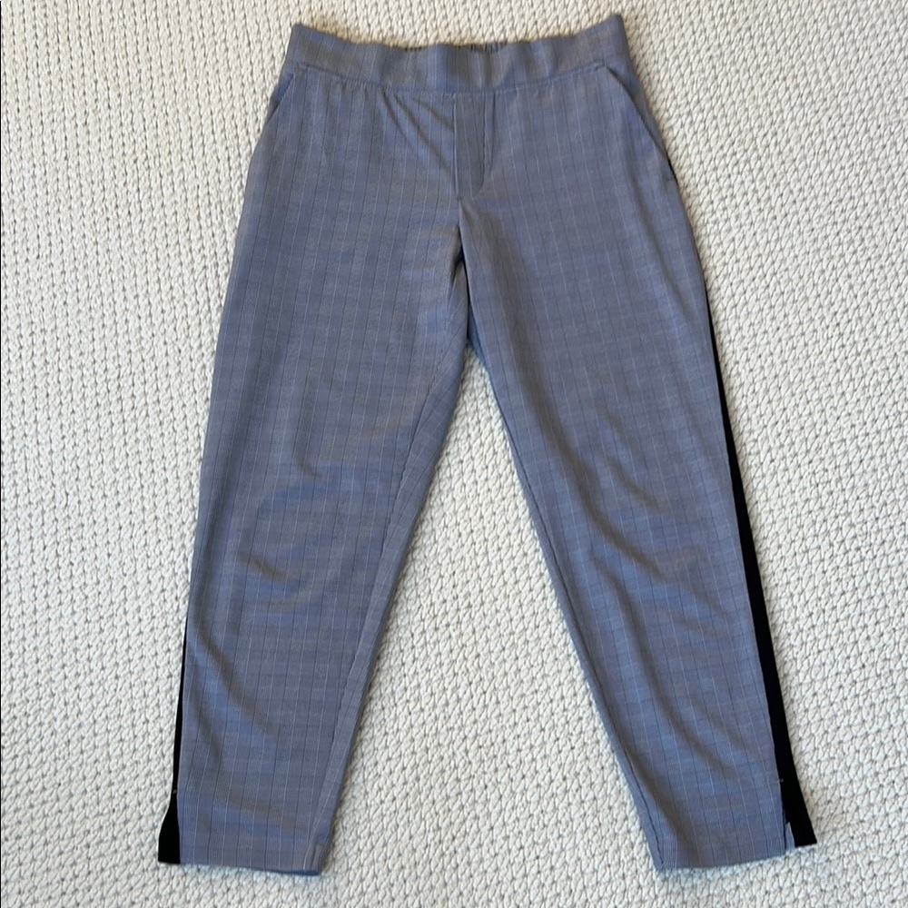 Athleta Brooklyn Ankle Pant in herringbone- Size 4 Petite